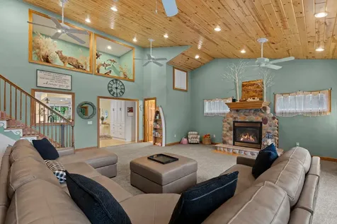 456 Vadnais Road Vadnais Heights MN 55127