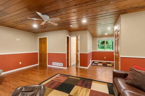 456 Vadnais Road Vadnais Heights MN 55127