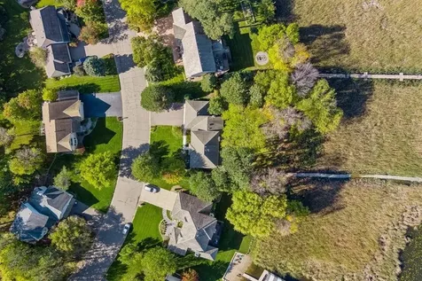 12428 54th Avenue N Plymouth MN 55442