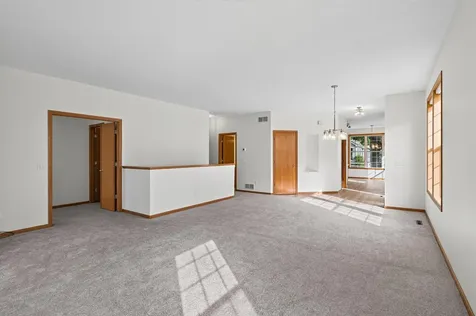 442 Meadowood Lane Burnsville MN 55337