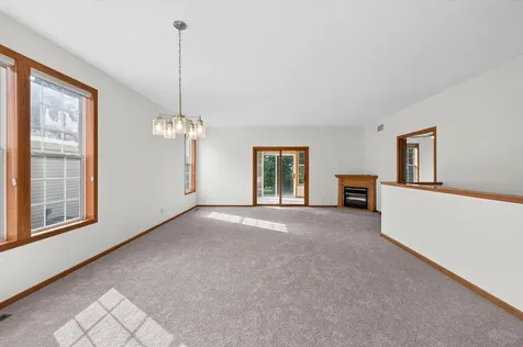 442 Meadowood Lane Burnsville MN 55337