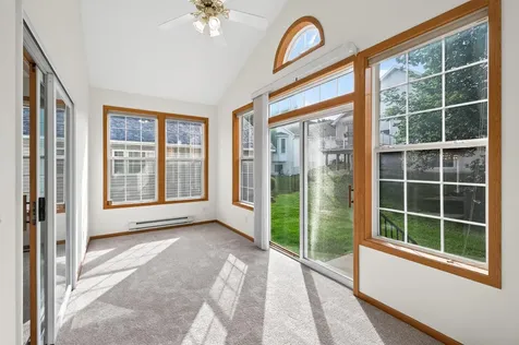 442 Meadowood Lane Burnsville MN 55337