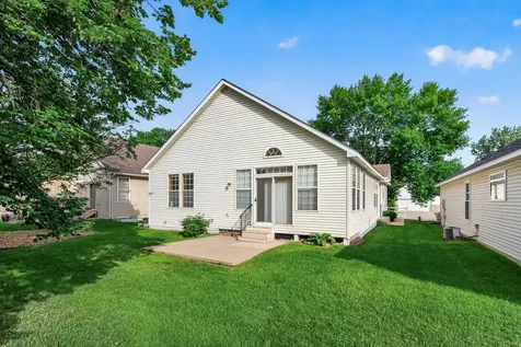 442 Meadowood Lane Burnsville MN 55337