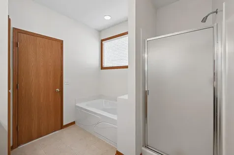 442 Meadowood Lane Burnsville MN 55337