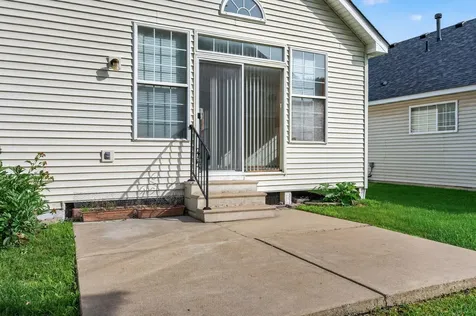 442 Meadowood Lane Burnsville MN 55337