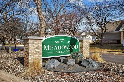 442 Meadowood Lane Burnsville MN 55337