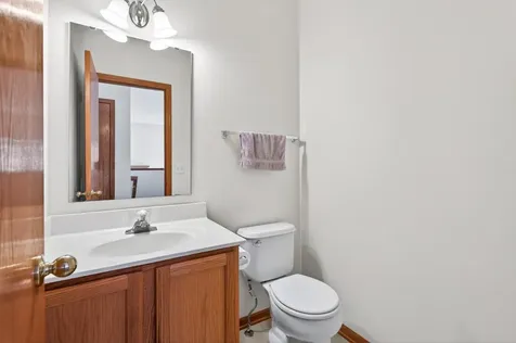 442 Meadowood Lane Burnsville MN 55337