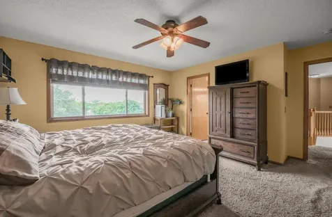 2051 River Bend Trail Mayer MN 55360