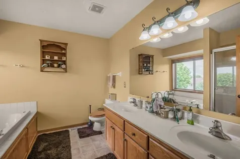 2051 River Bend Trail Mayer MN 55360