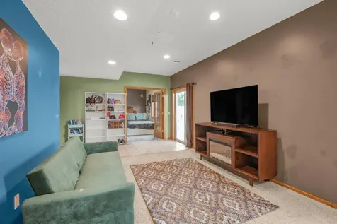 2051 River Bend Trail Mayer MN 55360