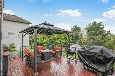 2051 River Bend Trail Mayer MN 55360
