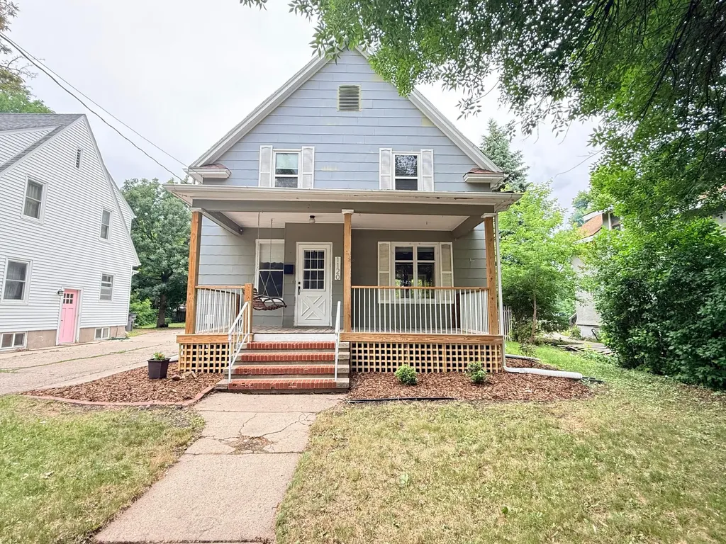 1120 4th Avenue S Moorhead MN 56560