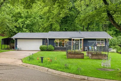 2286 Bevans Circle Red Wing MN 55066