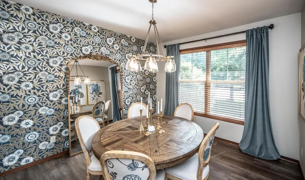 8619 Lake Riley Drive Chanhassen MN 55317