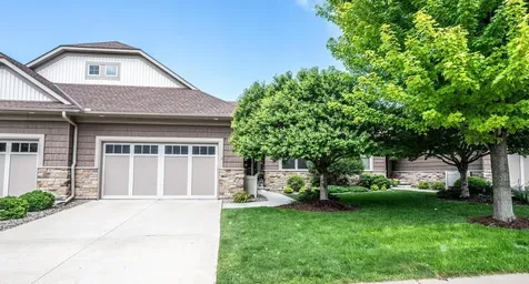 8619 Lake Riley Drive Chanhassen MN 55317