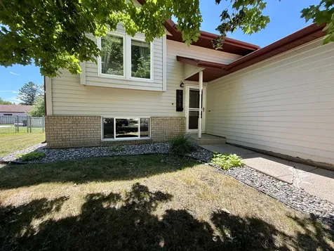 1508 36th Avenue S Fargo ND 58104