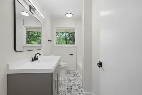 2618 Southlawn Drive Maplewood MN 55109