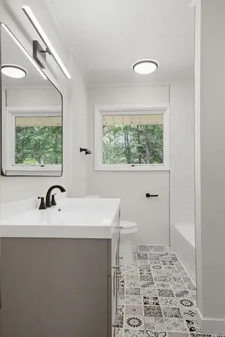 2618 Southlawn Drive Maplewood MN 55109