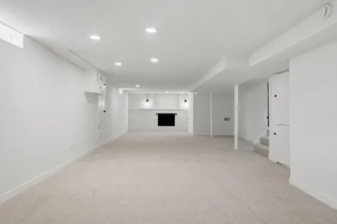 2618 Southlawn Drive Maplewood MN 55109