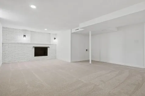 2618 Southlawn Drive Maplewood MN 55109