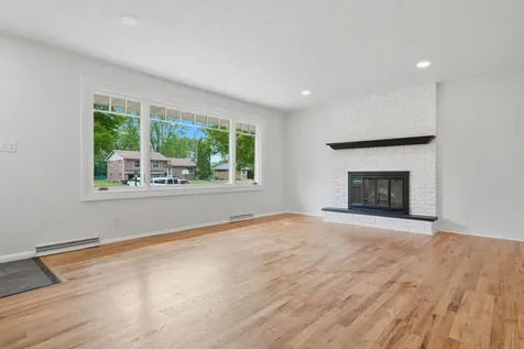 2618 Southlawn Drive Maplewood MN 55109