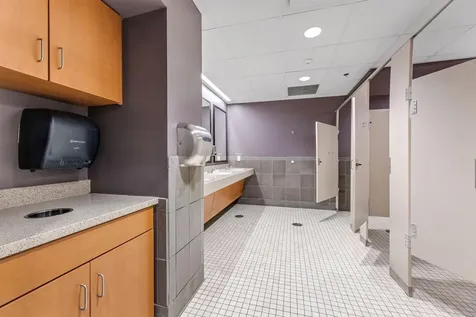1004 N Loeffler Avenue Caledonia MN 55921