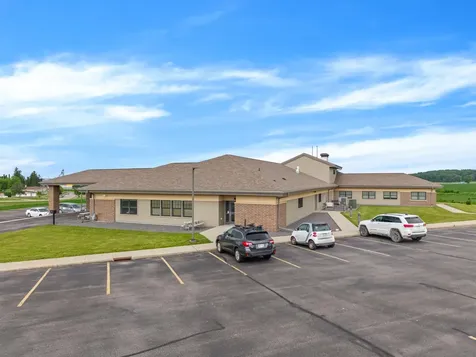 1004 N Loeffler Avenue Caledonia MN 55921