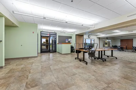1004 N Loeffler Avenue Caledonia MN 55921