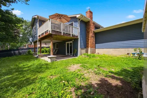 2744 Chisholm Avenue North Saint Paul MN 55109
