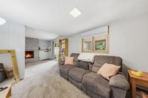2744 Chisholm Avenue North Saint Paul MN 55109