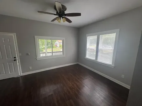 128 4th Avenue S South Saint Paul MN 55075