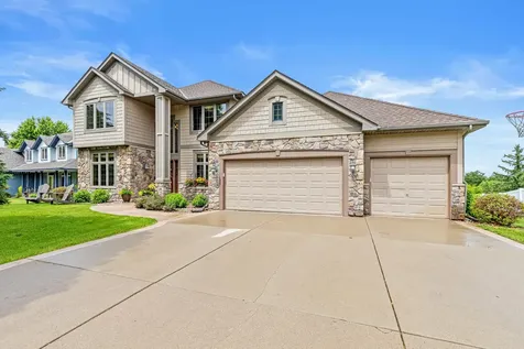 5606 Alexandra Drive Minnetrista MN 55364