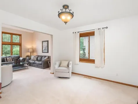18511 Maple Leaf Drive Eden Prairie MN 55346