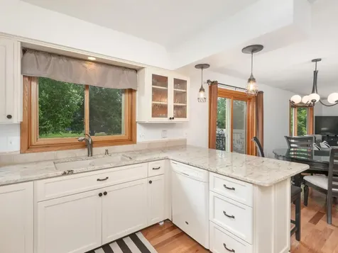 18511 Maple Leaf Drive Eden Prairie MN 55346