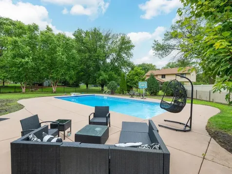 18511 Maple Leaf Drive Eden Prairie MN 55346
