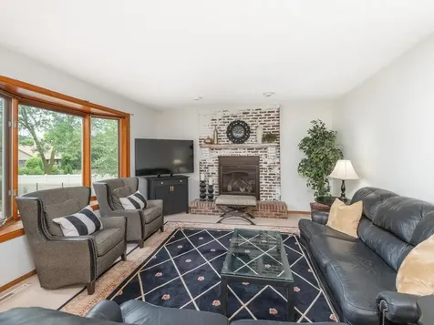 18511 Maple Leaf Drive Eden Prairie MN 55346