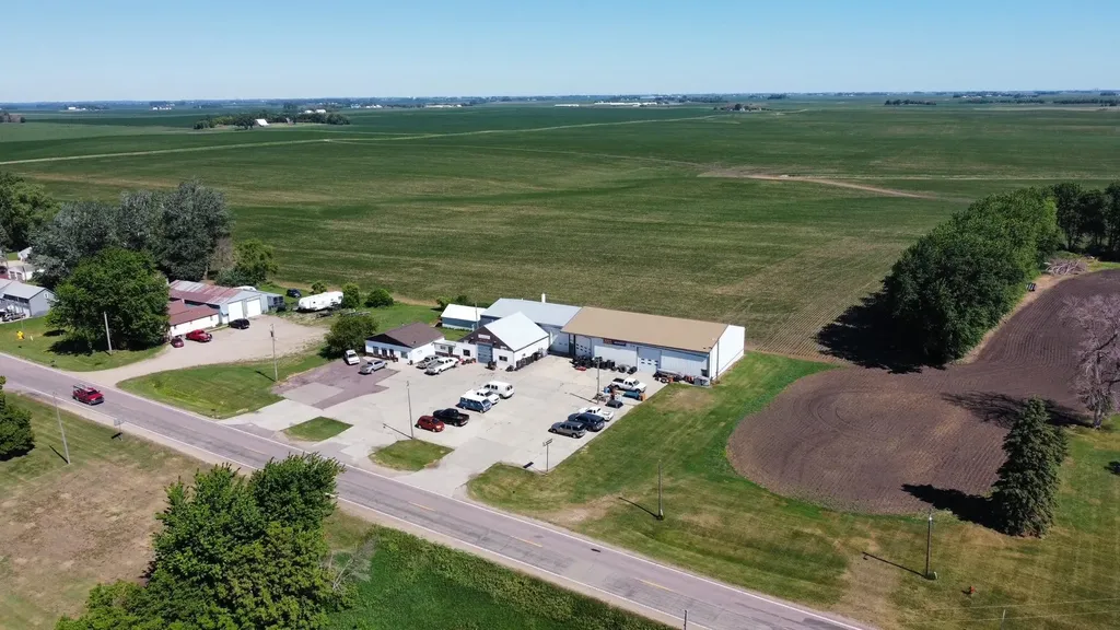 525 Amy Avenue Round Lake MN 56167