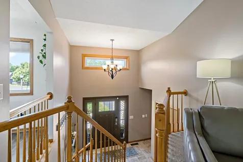 2401 Hydram Avenue N Oakdale MN 55128