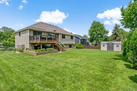 2401 Hydram Avenue N Oakdale MN 55128