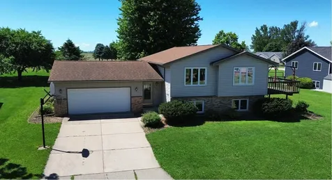 205 Benson Drive Lewiston MN 55952