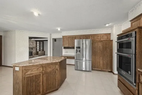 7419 Hyde Park Drive Edina MN 55439
