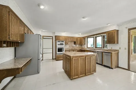 7419 Hyde Park Drive Edina MN 55439