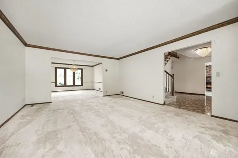 7419 Hyde Park Drive Edina MN 55439