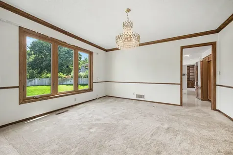 7419 Hyde Park Drive Edina MN 55439