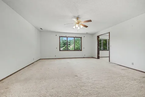 7419 Hyde Park Drive Edina MN 55439