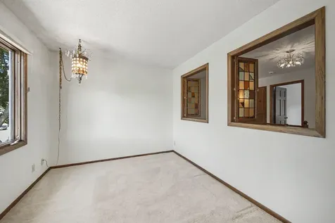 7419 Hyde Park Drive Edina MN 55439