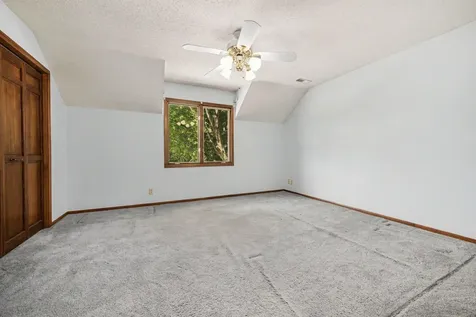 7419 Hyde Park Drive Edina MN 55439