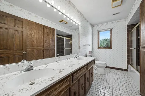 7419 Hyde Park Drive Edina MN 55439