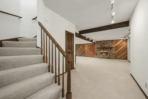 7419 Hyde Park Drive Edina MN 55439
