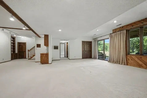 7419 Hyde Park Drive Edina MN 55439
